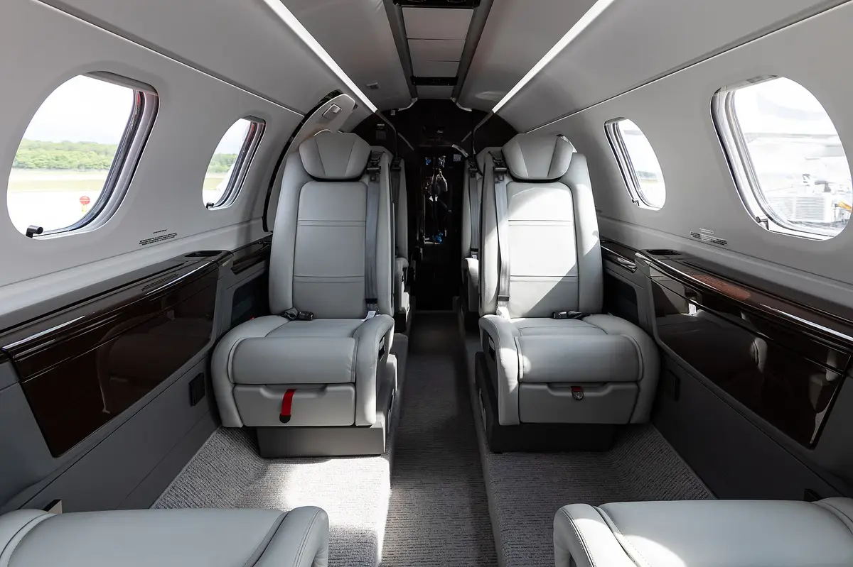 Embraer Phenom 300E luxury cabin interior
