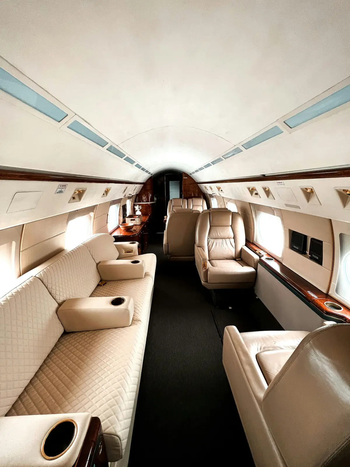 Top 10 Luxury Private Jets