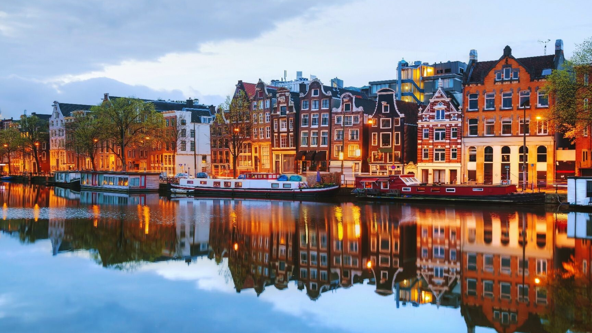 Amsterdam private jet charter