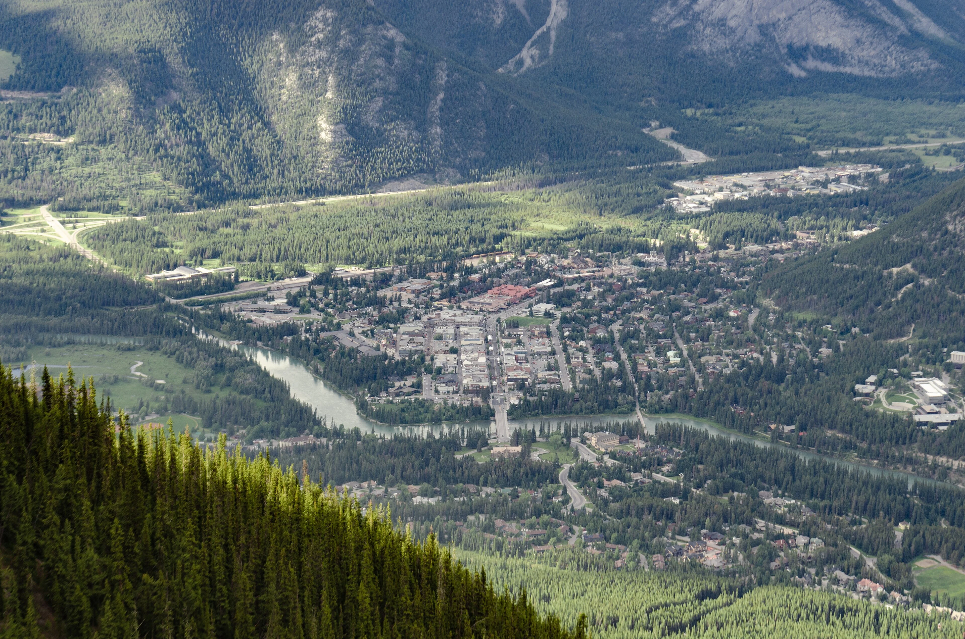 Banff private jet charter