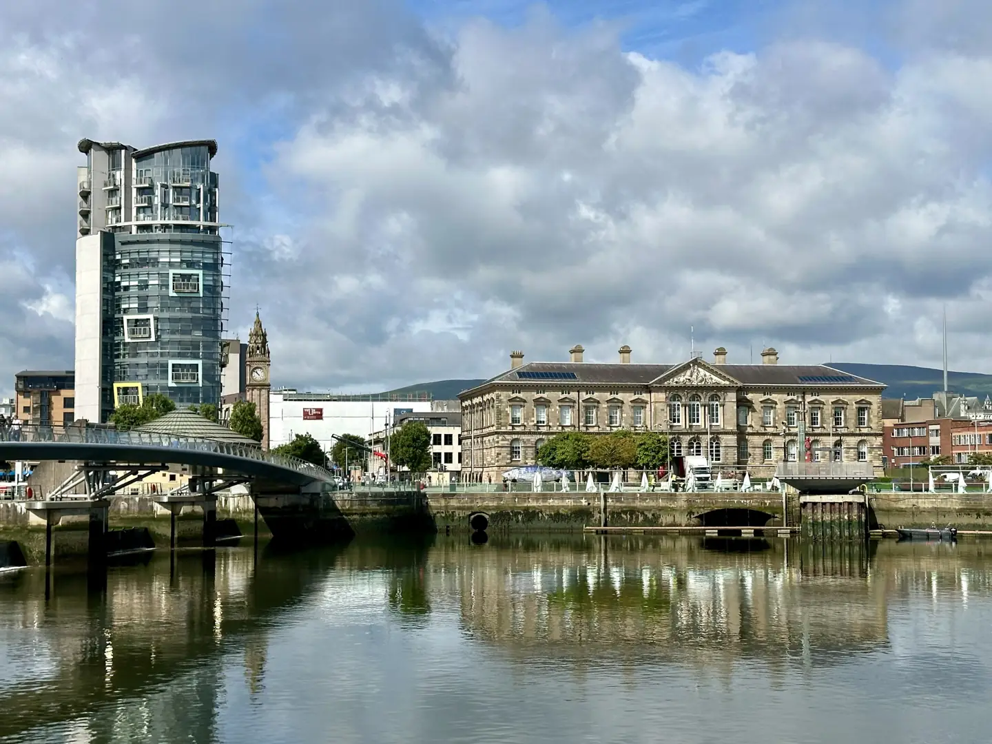 Belfast private jet charter