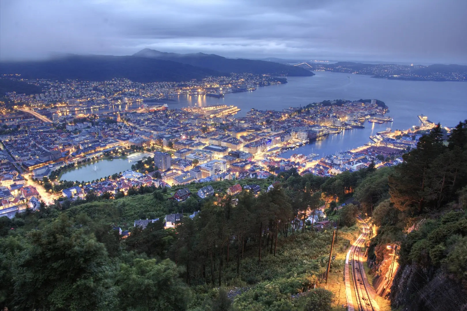 Bergen private jet charter