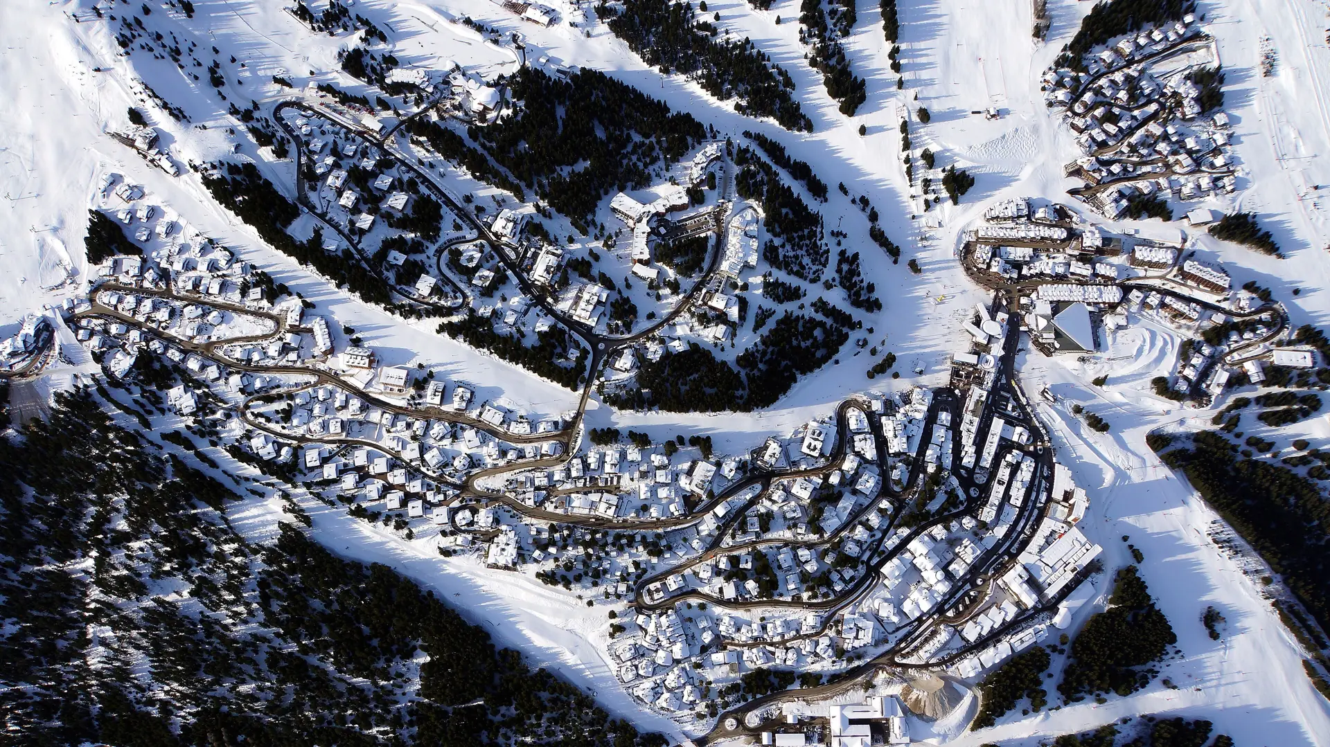 Courchevel private jet charter