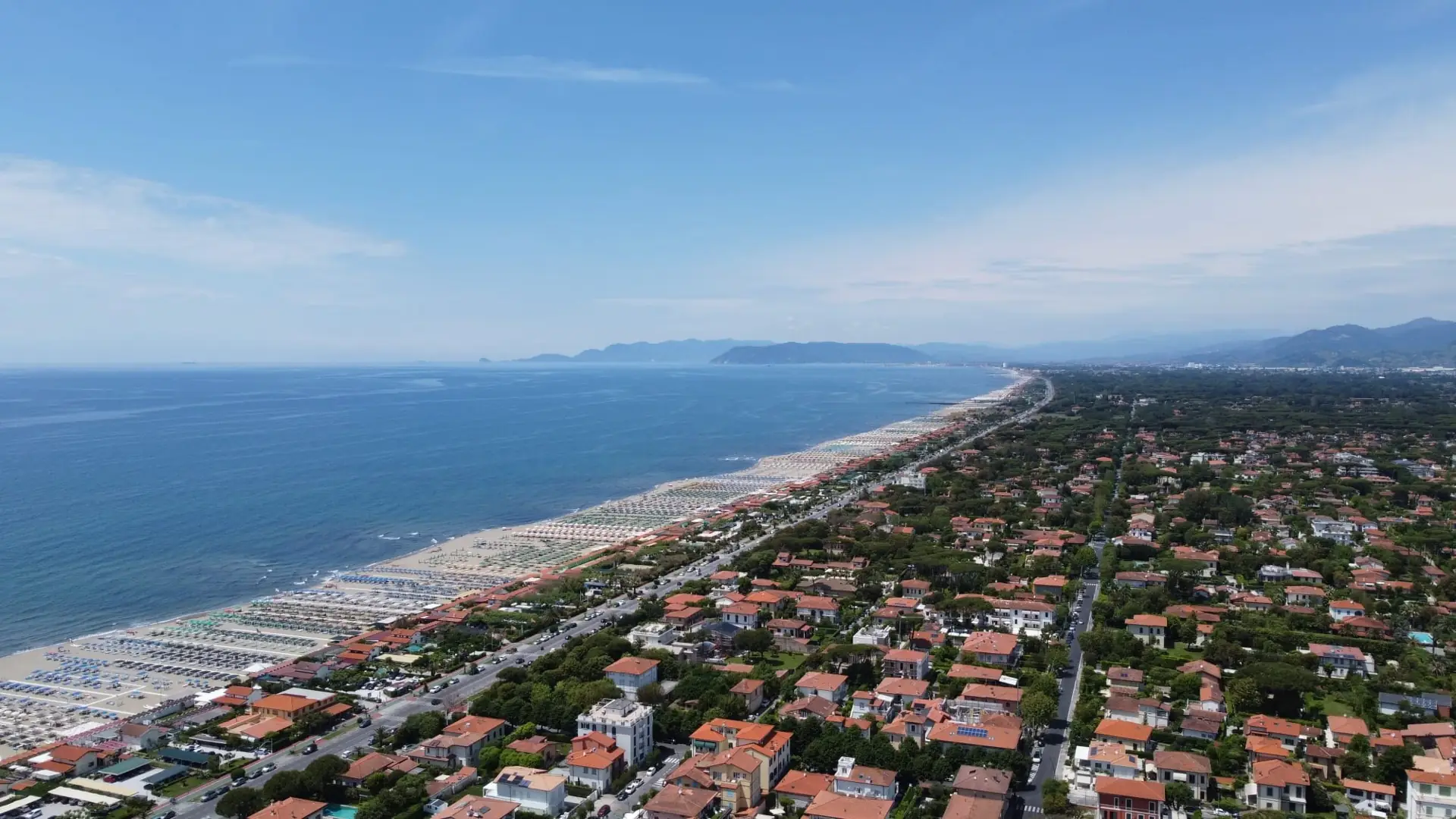 Forte dei Marmi private jet charter