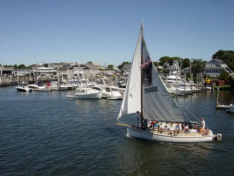 Hyannis private jet charter