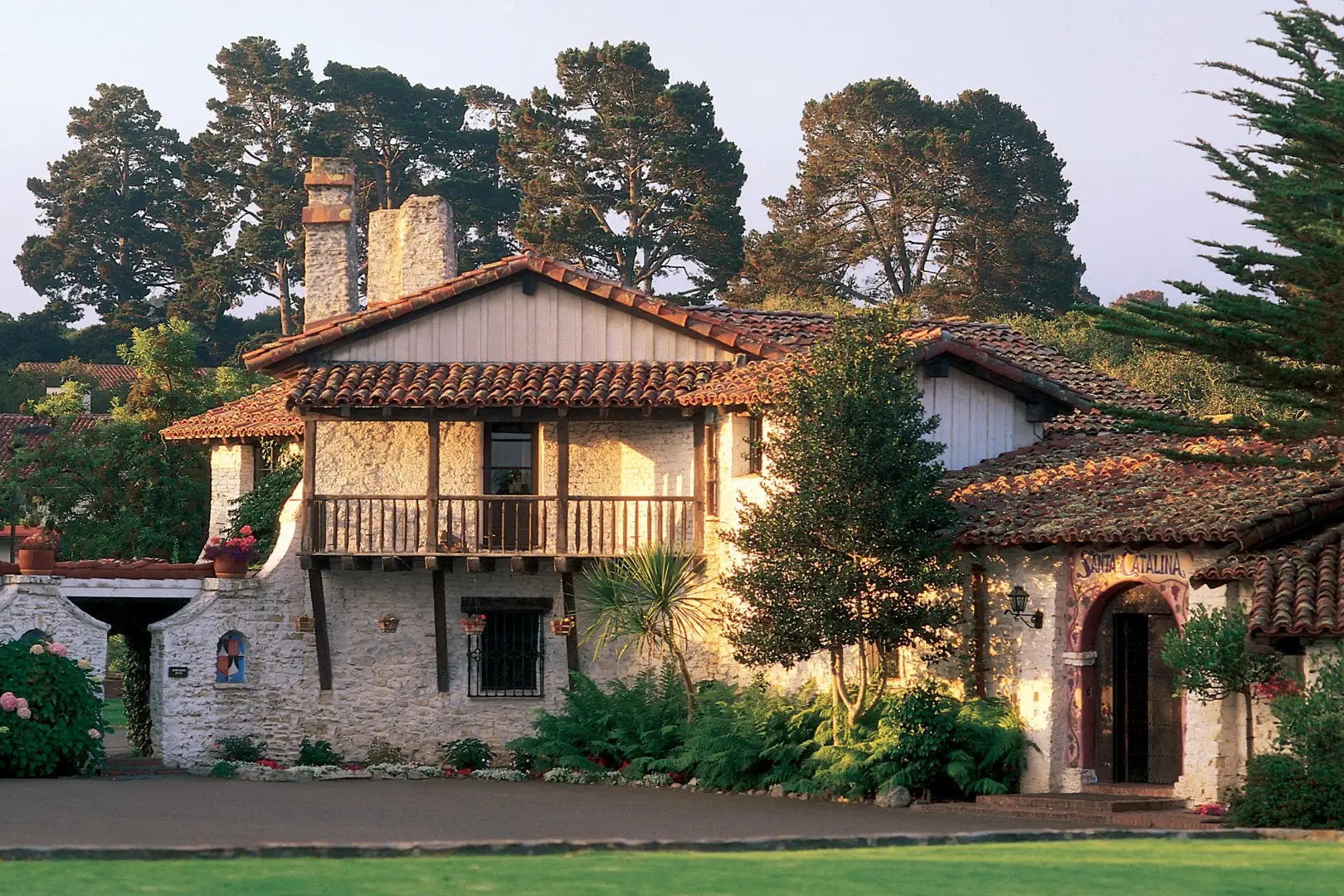 Monterey private jet charter