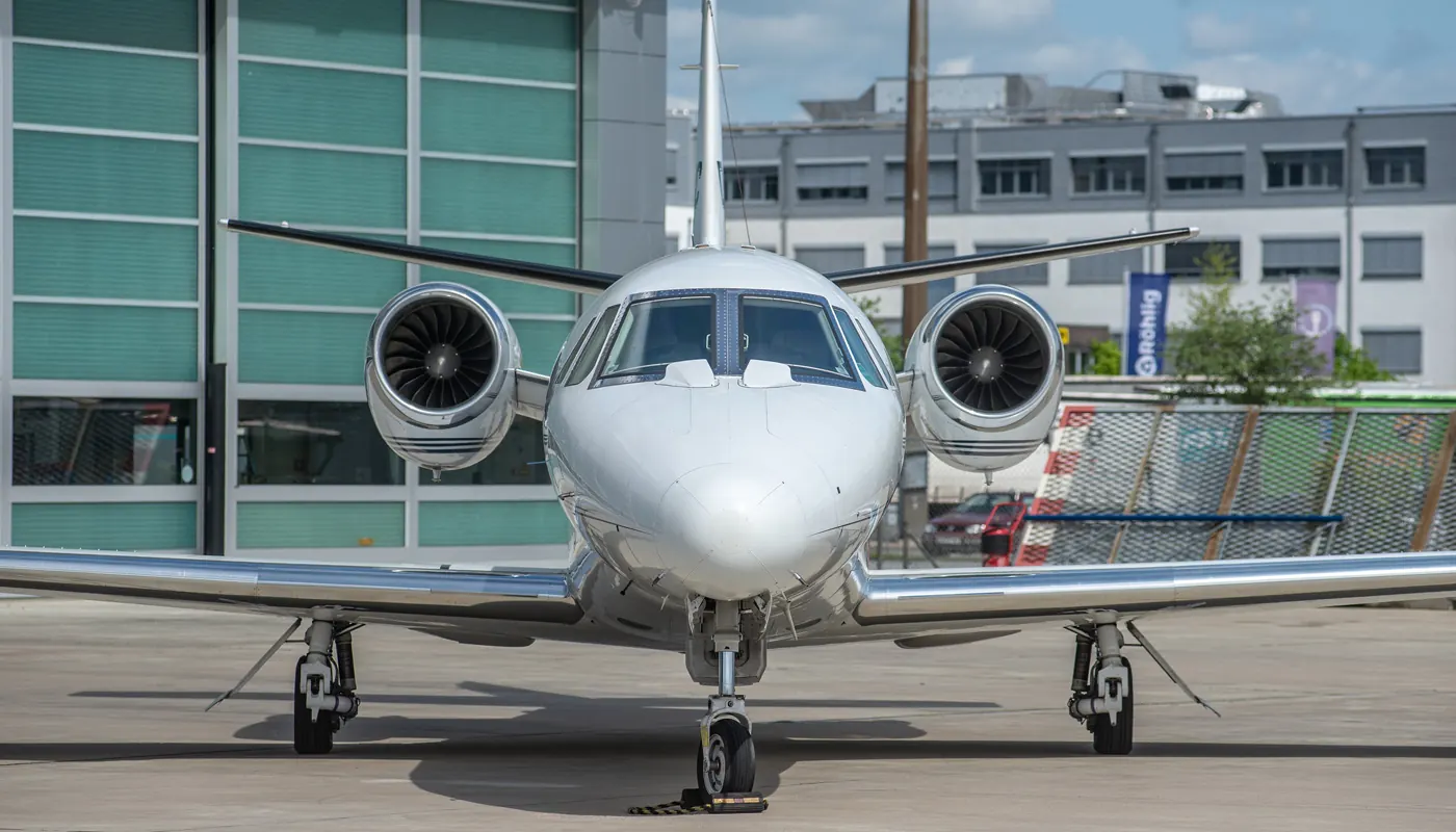 Midsize Jet Example
